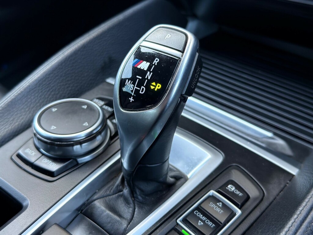 BMW X6 Suv White #44