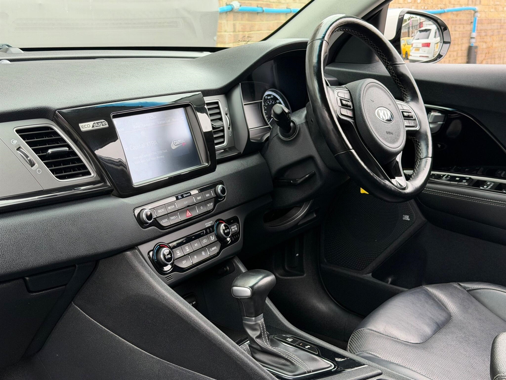 Kia e-Niro 1.6 Gdi 8.9Kwh 3 Grey #42