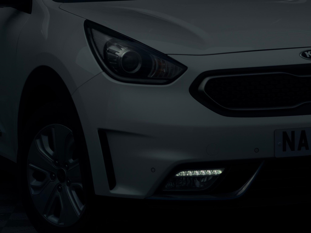 Kia e-Niro 1.6 Gdi 8.9Kwh 3 Dct Euro 6 Ss White #4