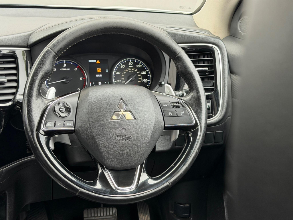 Mitsubishi Outlander  Black #13