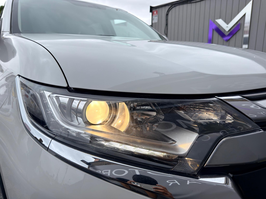 Mitsubishi Outlander  Black #9