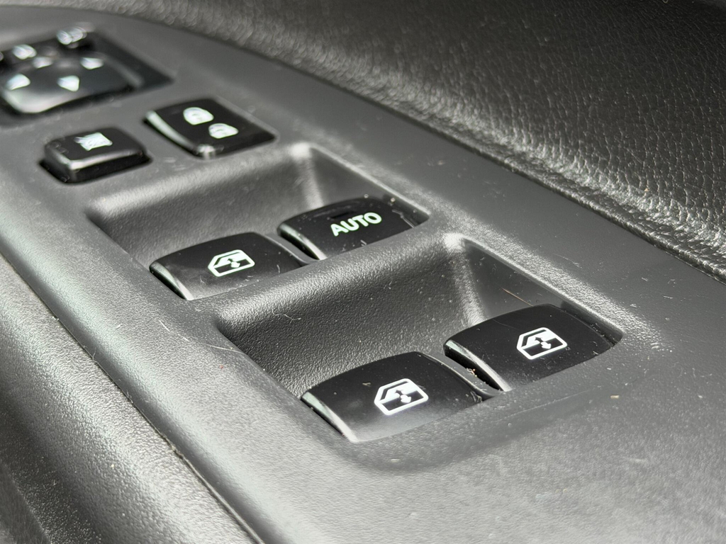 Mitsubishi Outlander  Black #24