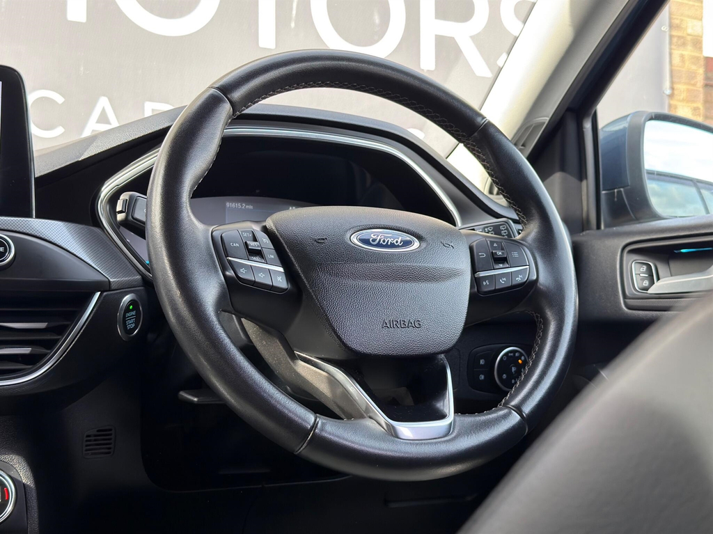 Ford Focus 1.0T Ecoboost Vignale Euro 6 Ss Black #49