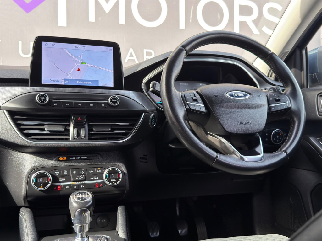 Ford Focus 1.0T Ecoboost Vignale Euro 6 Ss Black #44