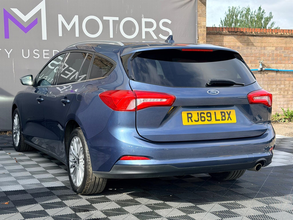 Ford Focus 1.0T Ecoboost Vignale Euro 6 Ss Black #17