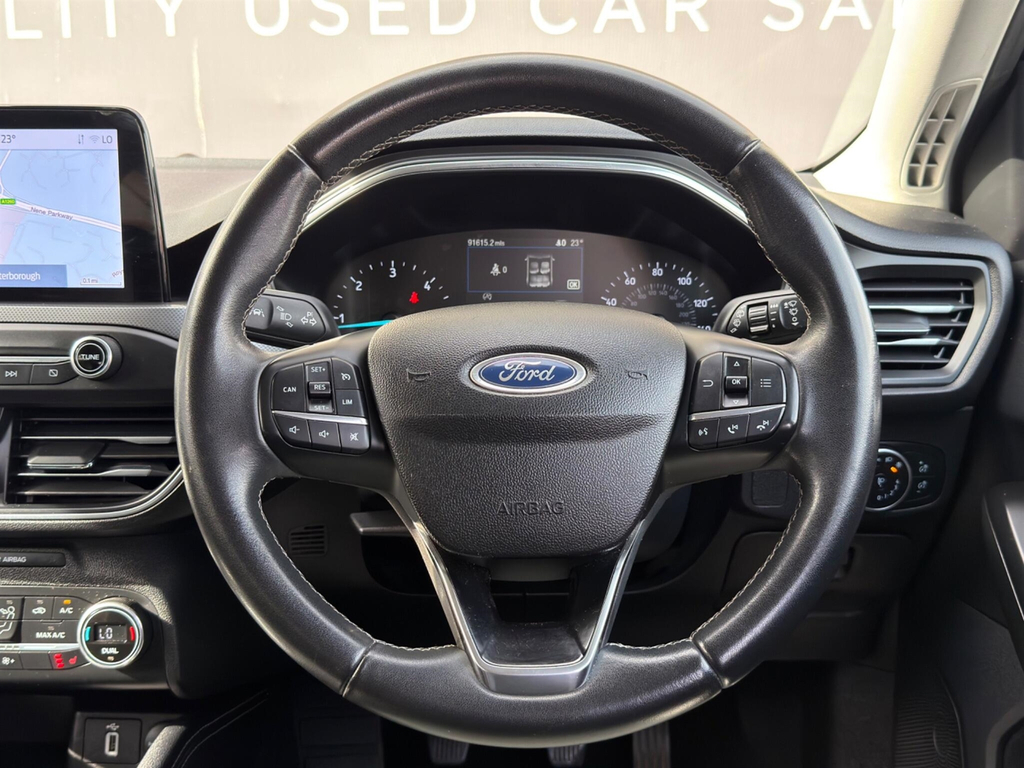 Ford Focus 1.0T Ecoboost Vignale Euro 6 Ss Black #50
