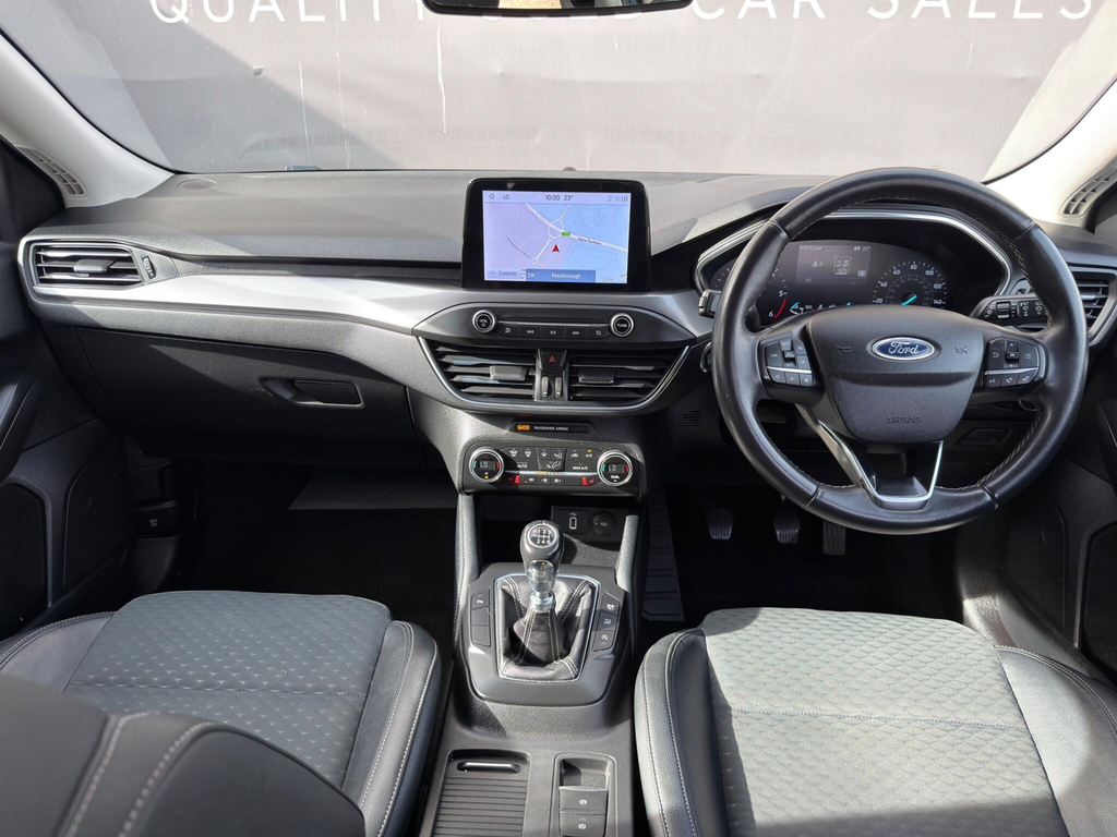 Ford Focus 1.0T Ecoboost Vignale Euro 6 Ss Black #12