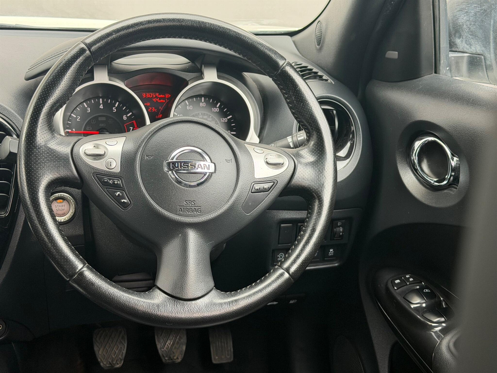 Nissan Juke 1.6 N-connecta Xtronic 117 Bhp White #13