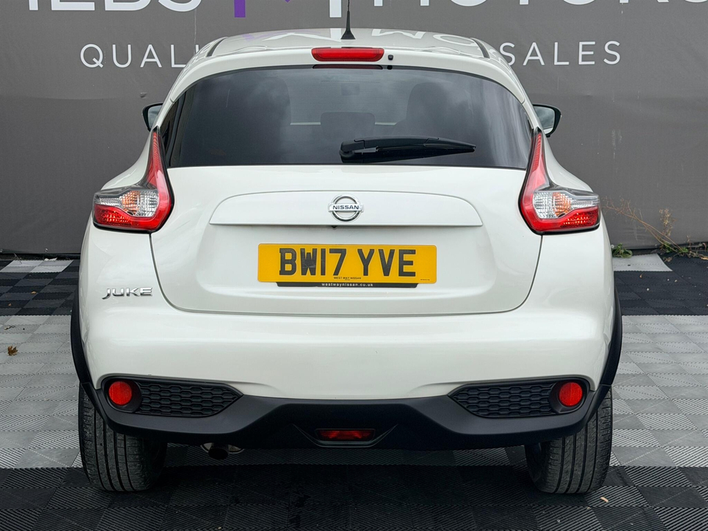 Nissan Juke 1.6 N-connecta Xtronic 117 Bhp White #18