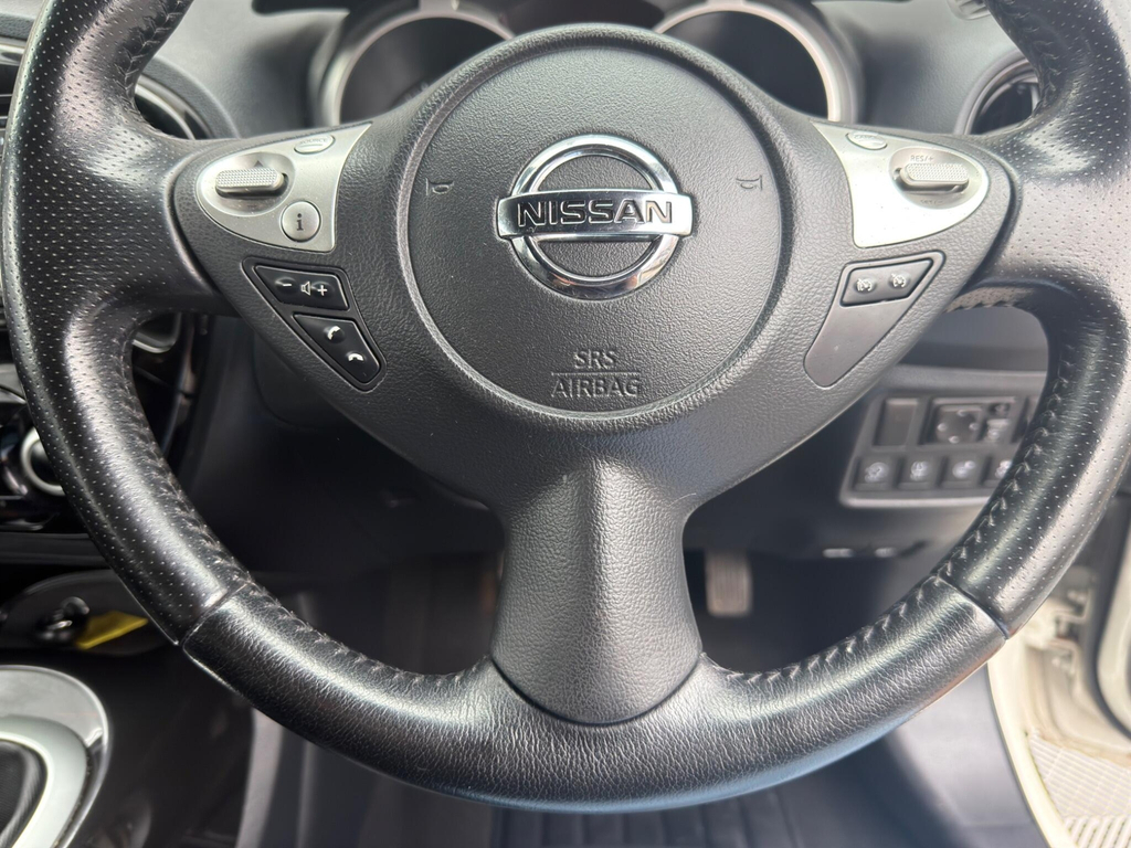 Nissan Juke 1.6 N-connecta Xtronic 117 Bhp White #27