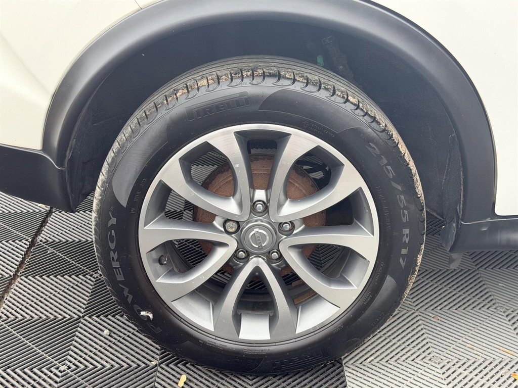 Nissan Juke 1.6 N-connecta Xtronic 117 Bhp White #7