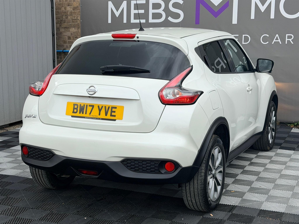 Nissan Juke 1.6 N-connecta Xtronic 117 Bhp White #22