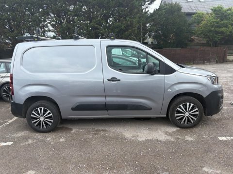 Peugeot Partner 2022 72 S Grey #5
