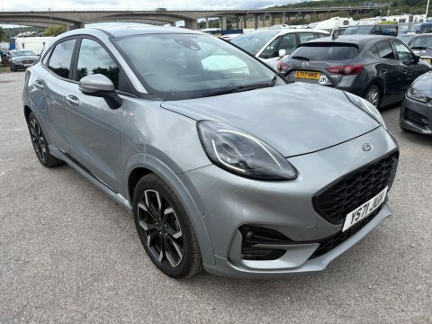 Ford Puma 2022 71 St-line Silver