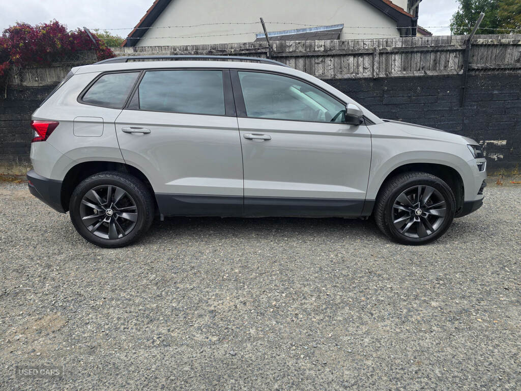 Skoda Karoq 1.6 Tdi Se Dsg Grey #2