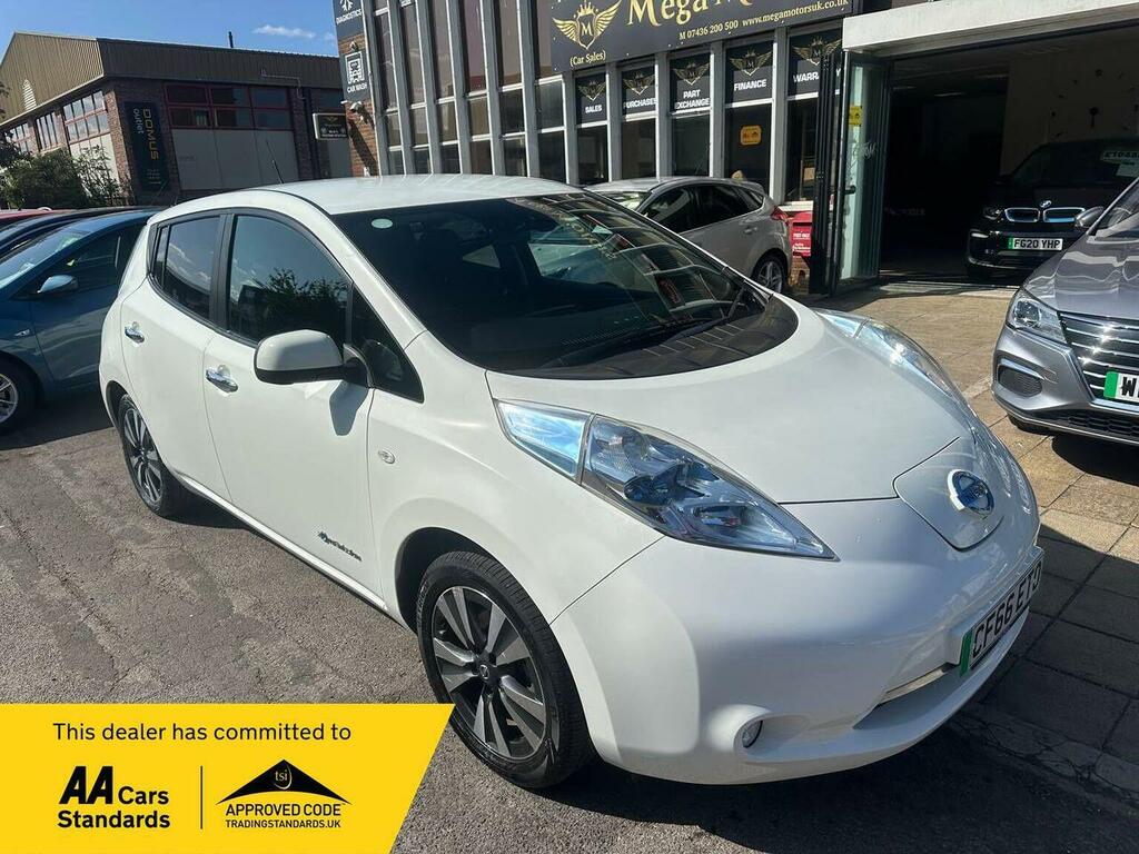 Nissan Leaf Hatchback 30Kwh Tekna 201766 White