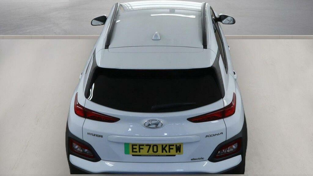 Hyundai Kona Suv 64Kwh Premium Se 7Kw Charger 2020 White #2