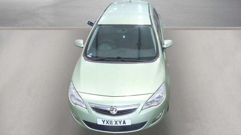 Vauxhall Astra 1.6 16V Exclusiv Euro 5 Green