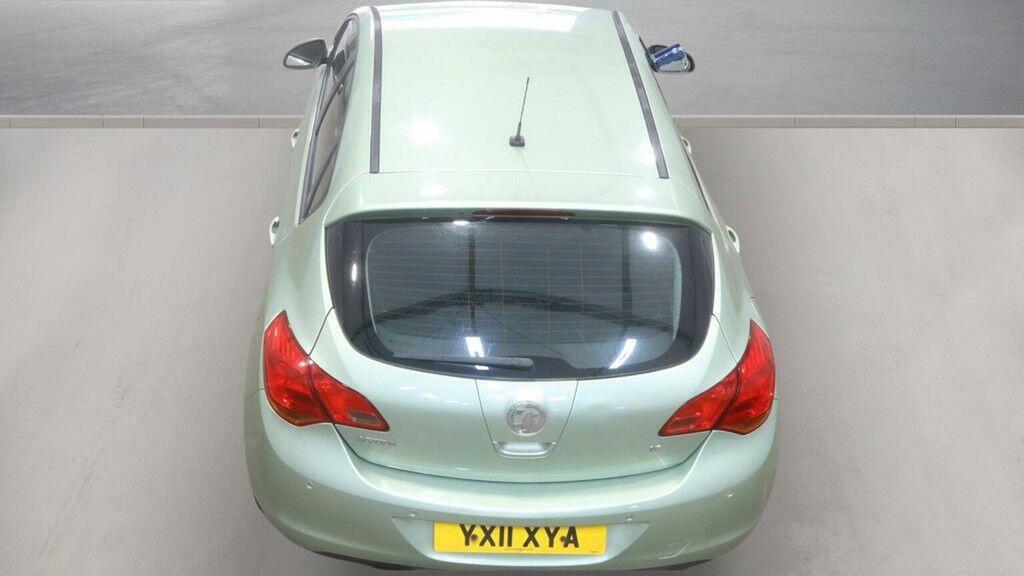 Vauxhall Astra 1.6 16V Exclusiv Euro 5 Green #2