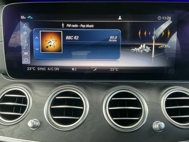 Mercedes-Benz E Class 2.0 E300d Black #47