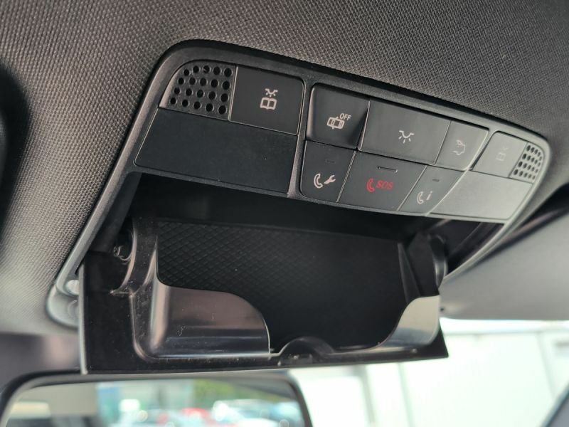 Mercedes-Benz GLC Class Automatic White #36
