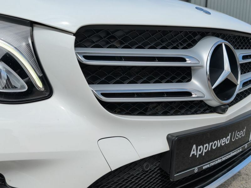 Mercedes-Benz GLC Class Automatic White #21