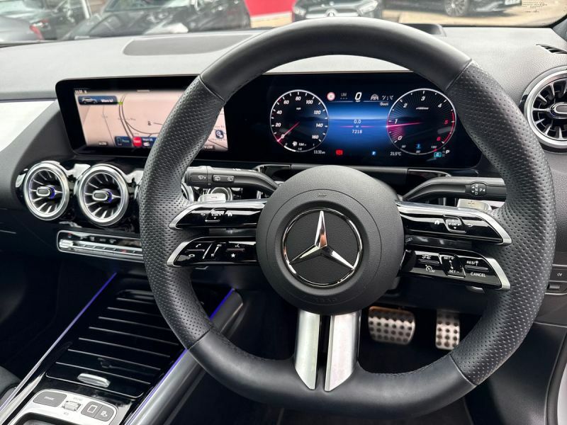 Mercedes-Benz GLA Class Hatchback KM75UBR Grey #6
