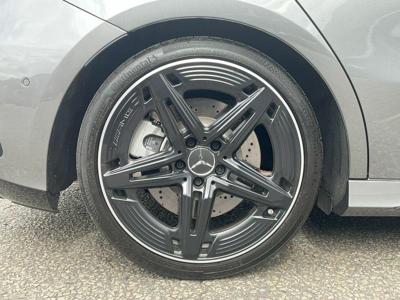 Mercedes-Benz A Class A 35 4Matic Premium Plus Hatchback Grey #4