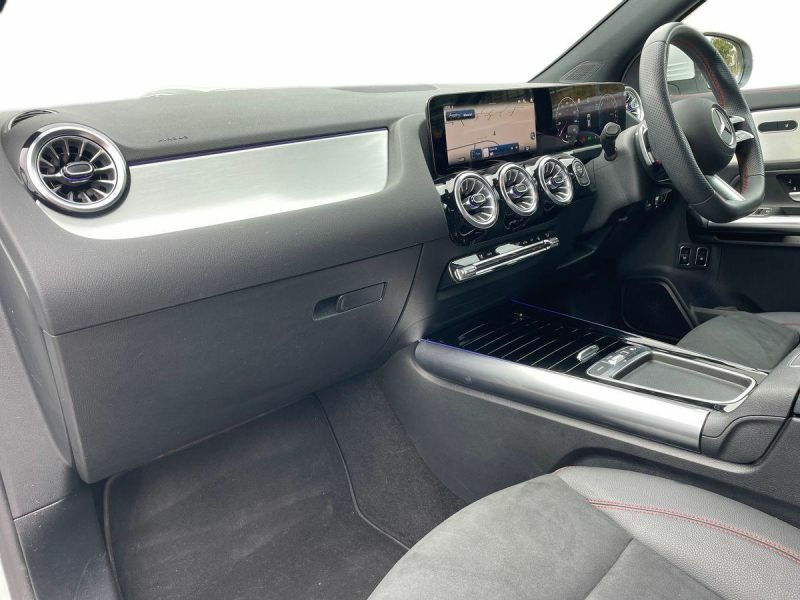 Mercedes-Benz GLA Class Suv Black #9