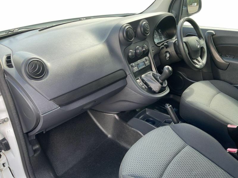 Mercedes-Benz CITAN Panel Van White #3