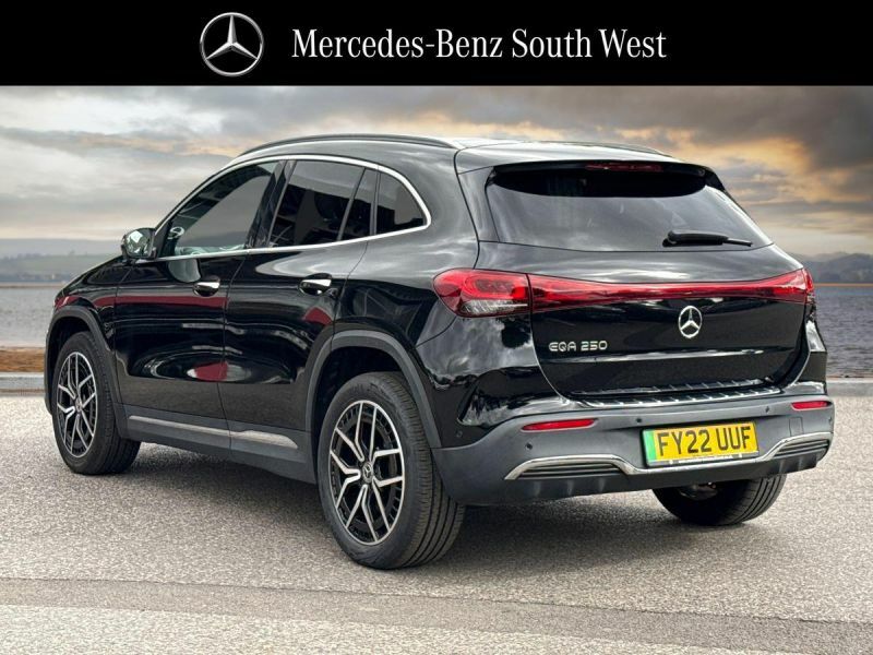 Mercedes-Benz EQA Suv Black #2