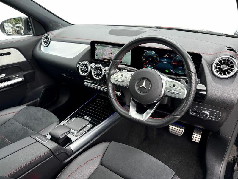 Mercedes-Benz EQA Suv Black #5