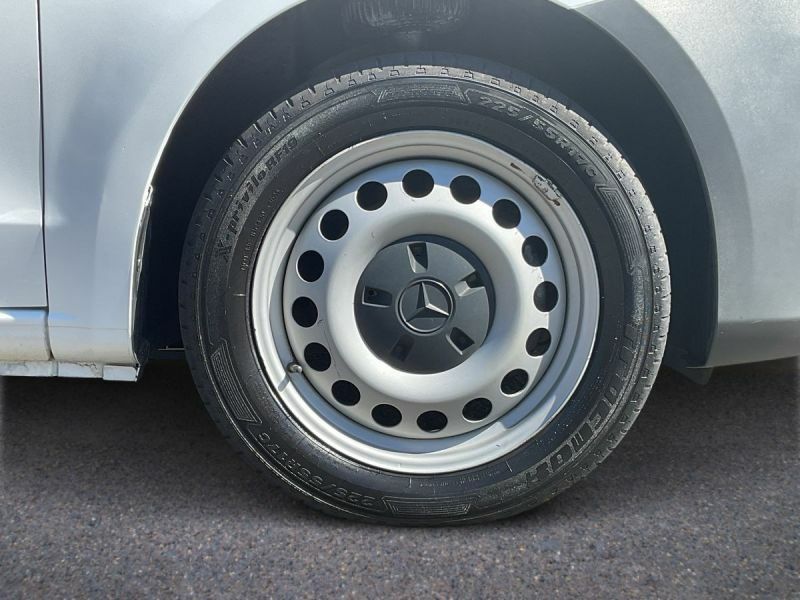 Mercedes-Benz eVito 116 E 66Kwh Progressive Fwd L2 6Dr Lwb White #4