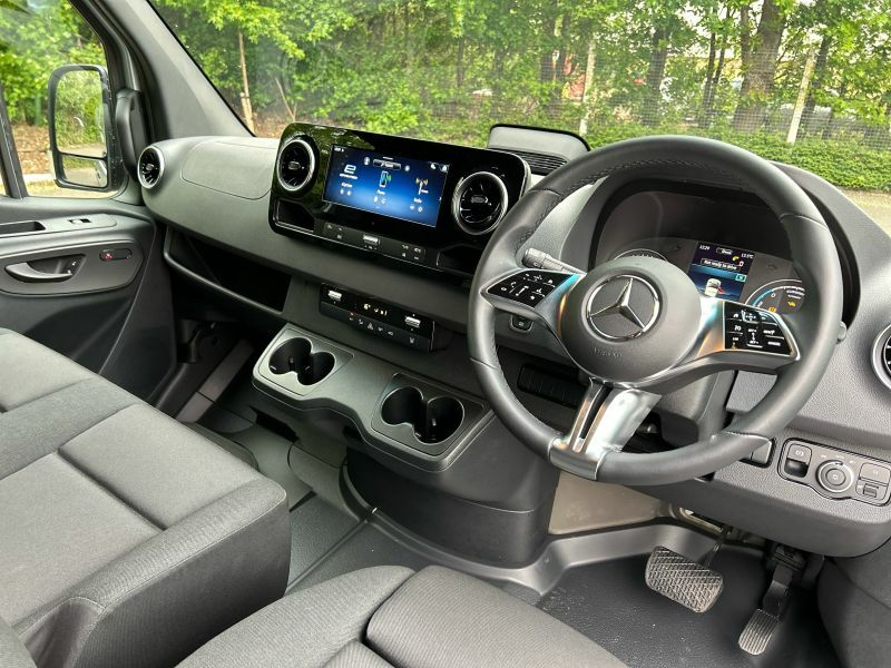 Mercedes-Benz Sprinter 315 Cdi Select White #12