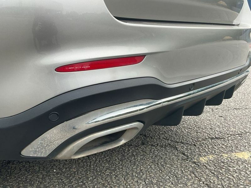 Mercedes-Benz GLC Class Suv White #24