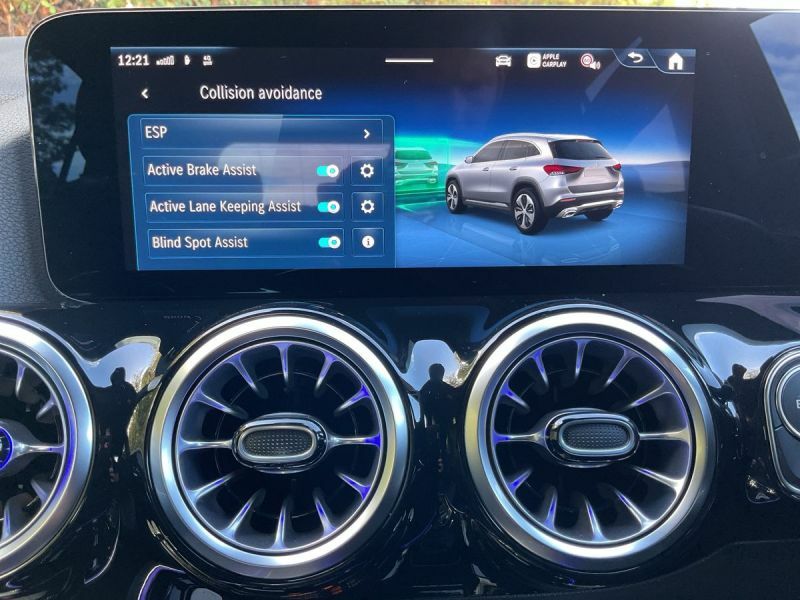 Mercedes-Benz GLA Class Amg Line Black #71