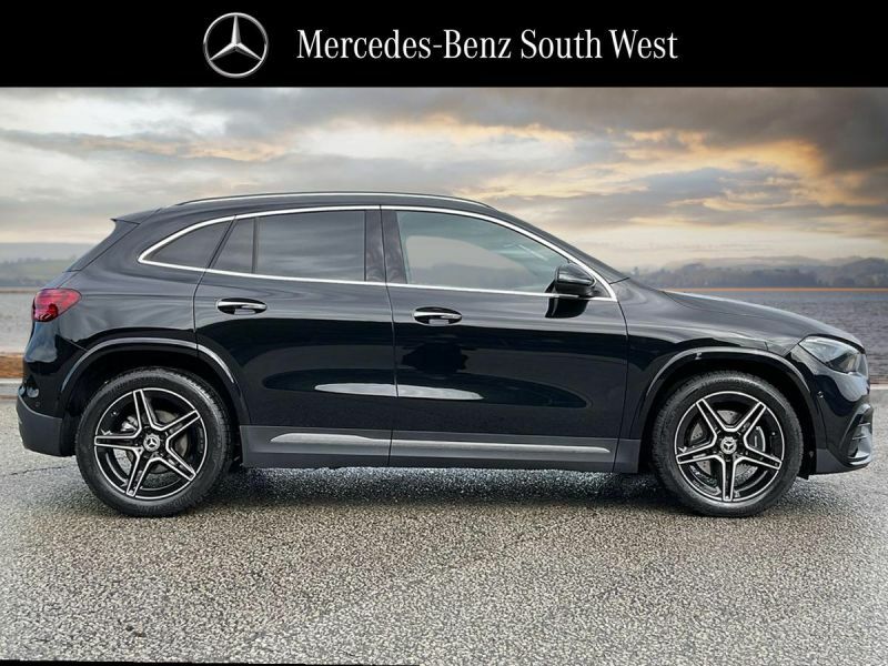 Mercedes-Benz GLA Class Suv Black #3