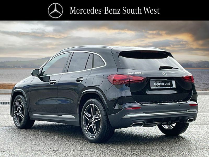 Mercedes-Benz GLA Class Suv Black #2