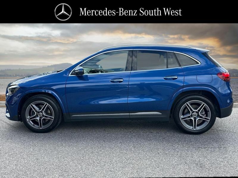 Mercedes-Benz GLA Class 200D Amg Line Executive Black #13