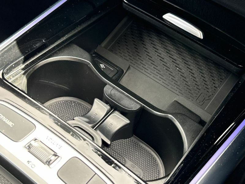 Mercedes-Benz GLA Class 200D Amg Line Executive Black #25