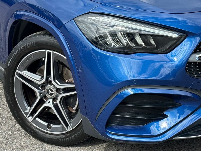 Mercedes-Benz GLA Class 200D Amg Line Executive Black #20