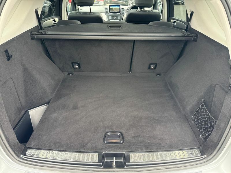 Mercedes-Benz GLE Class Suv White #14