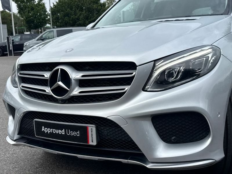 Mercedes-Benz GLE Class Suv White #24
