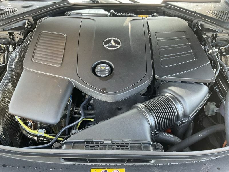 Mercedes-Benz E Class 2.0 E300e 25.4Kwh Urban Edition Saloon KN25ZKO Black #31