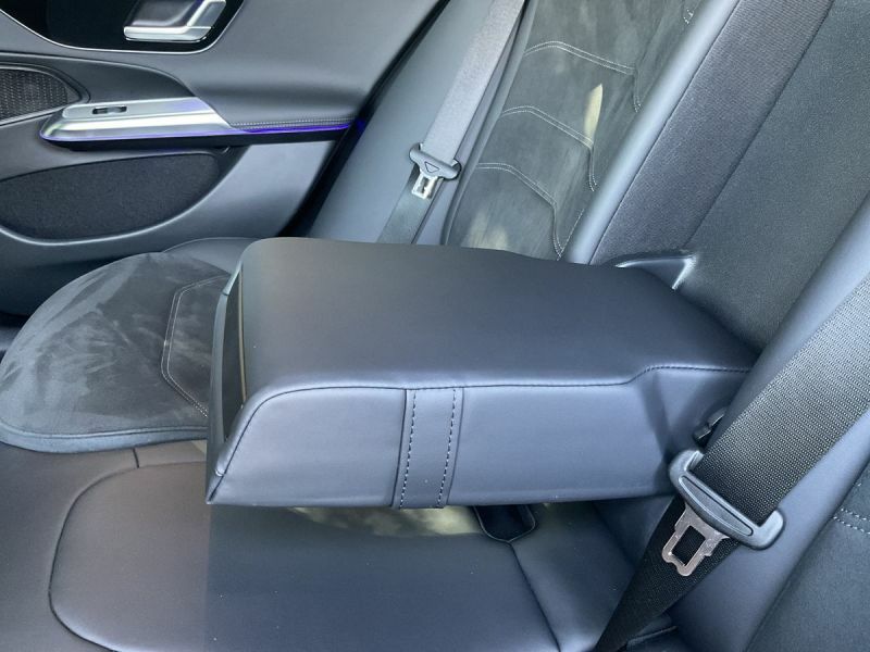 Mercedes-Benz E Class 2.0 E300e 25.4Kwh Urban Edition Saloon KN25ZKO Black #54