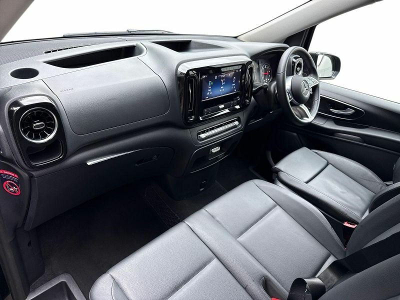 Mercedes-Benz Vito Mpv Black #3
