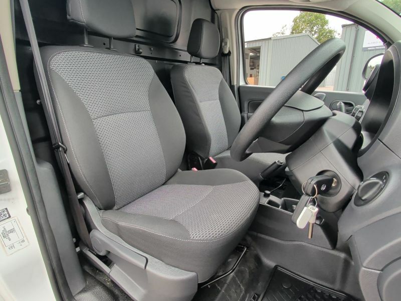 Mercedes-Benz CITAN 1.5L Null White #23