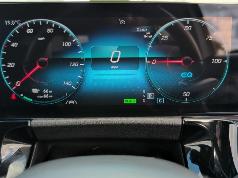 Mercedes-Benz EQA Eqa 300 66.5Kwh Amg Line Premium 4Matic #49