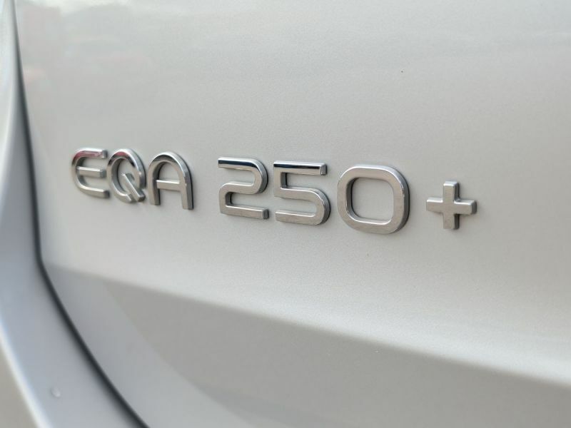 Mercedes-Benz EQA Eqa 300 66.5Kwh Amg Line Premium 4Matic #23