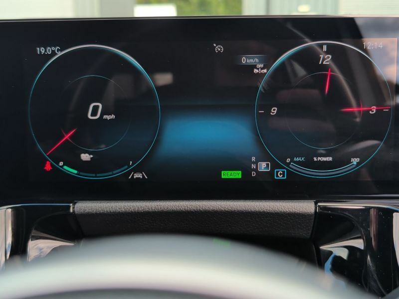 Mercedes-Benz EQA Eqa 300 66.5Kwh Amg Line Premium 4Matic #51